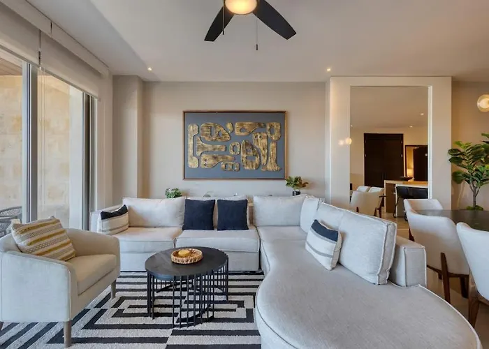 Elegant With Heated Pool, Pickleball, Gym & Garden Views Ferienhaus Cabo San Lucas