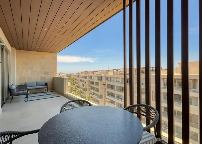 Ferienhaus Elegant With Heated Pool, Pickleball, Gym & Garden Views Cabo San Lucas